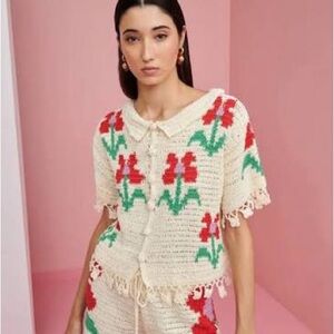 NWT CeliaB Cream Floral Crochet Top